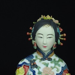 Four Beauties Tang Dynasty Yang Yuhuan Figurine